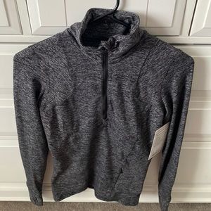 Lululemon Kanto catch me half zip , brand new never worn size 4 marbled color